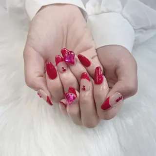 ネイル パーツ全部¥110 サロンミミのネイルデザイン