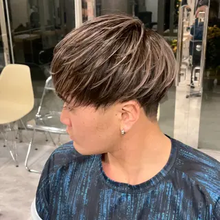 カラー メンズ 上村 光希のヘアスタイル