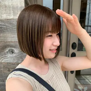 ショート カラー カワサキ マホのヘアスタイル
