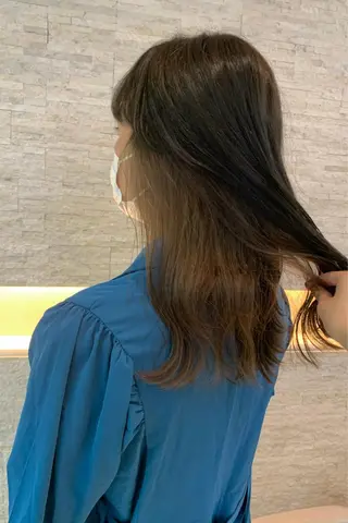 カラー ✄折橋 彩花🐶🍑のヘアスタイル