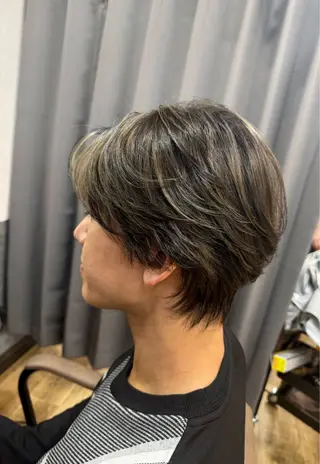 カラー メンズ reeed konnoのヘアスタイル