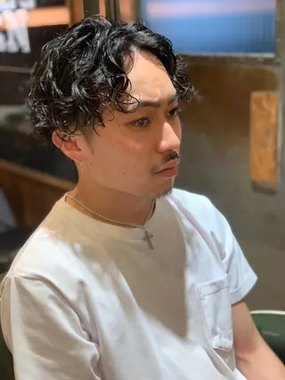 ショート パーマ メンズ 🎱メンズフェード 特化HYOGA🎱のヘアスタイル