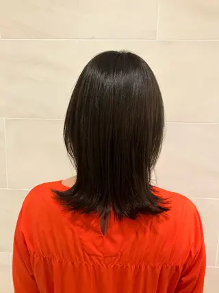 ミディアム 山縣 稚子のヘアスタイル
