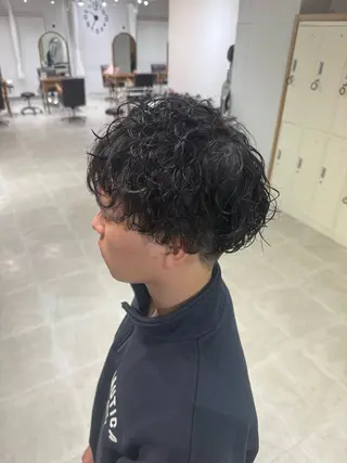 パーマ メンズ 藤田 紋芽 Jr.stylistのヘアスタイル