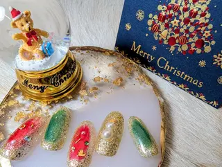 ネイル Marina Verestのネイルデザイン