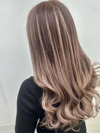 ダブルスキルエクステ /羽エクステ白石宇由のヘアスタイル