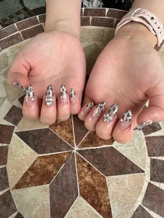 ネイル MIZUKI 🌏NEWWORLDのネイルデザイン