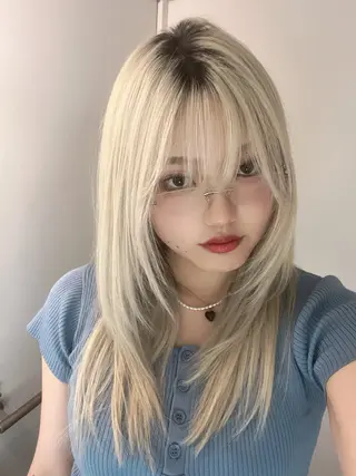 ロング カラー Airi 韓国y2k ハイレイヤーのヘアスタイル