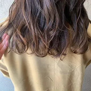 セミロング カラー chouette シュエットのヘアスタイル