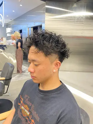 ショート パーマ メンズ シャドウパーマ/ ルーズパーマ/メンズのヘアスタイル