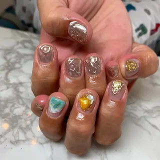 ネイル Hair salon Irie所属・與儀 知佳のネイルデザイン