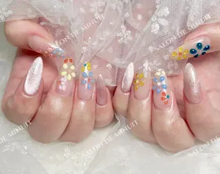 ネイル Momo 🤍のネイルデザイン