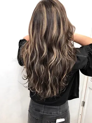 ロング カラー タナカ タクヤのヘアスタイル