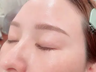 アイブロウ Jr.アイリスト🌈 山本奈緒のマツエク・マツパデザイン