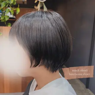 ショート 廣岡 悠愛のヘアスタイル