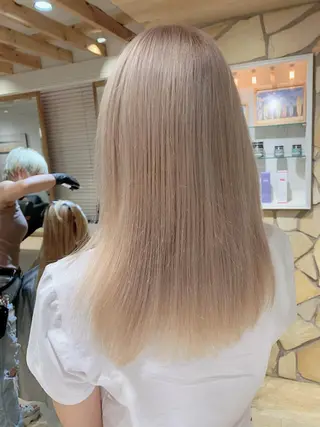 セミロング 新宿 木下拓哉のヘアスタイル