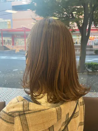 ミディアム カラー 🩰 艶髪美髪 shiori🫧のヘアスタイル