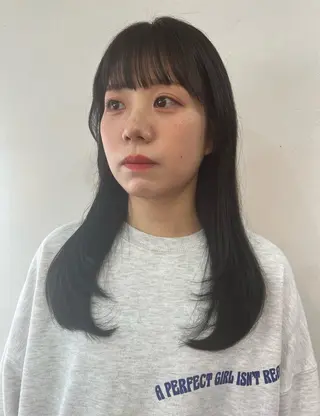 セミロング 韓国ヘア 🎀華澄のヘアスタイル