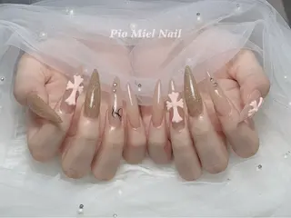 ネイル Pio Mielのネイルデザイン