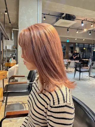 ミディアム カラー 似合わせベージュ 🍯ayumi🍯のヘアスタイル