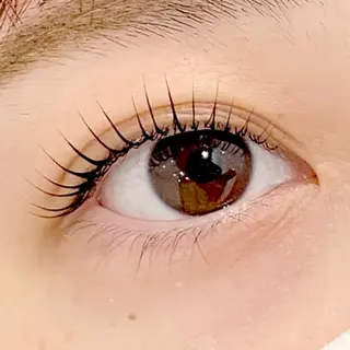 マツエク・マツパ carrefour noa 六本松所属・カルフールノア 六本松のマツエク・マツパデザイン