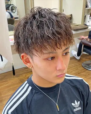 パーマ メンズ 🟦横浜駅メンズパー マ｜小上馬淳司🟦のヘアスタイル