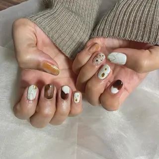 ネイル マツエク・マツパ Yours. MICAのネイルデザイン