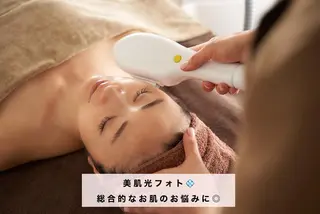 セミロング カラー パーマ ヘアアレンジ メンズ キッズ ネイル マツエク・マツパ Chloe-クロエ- 脱毛/フェイシャルのエステ・リラクイメージ