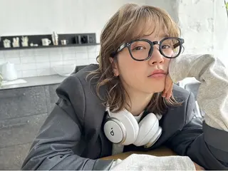 カラー オガワ アヤナのヘアスタイル