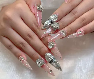 ネイル Nie Nail Shinokuboのネイルデザイン