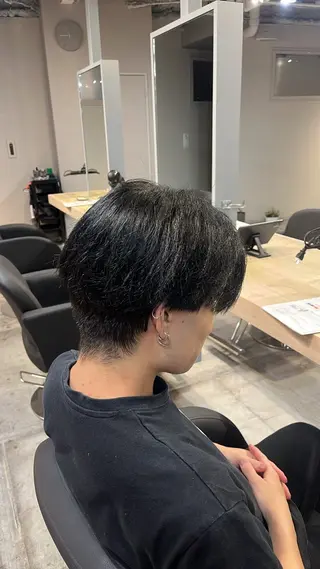 カラー Lia 瑠莉花のヘアスタイル