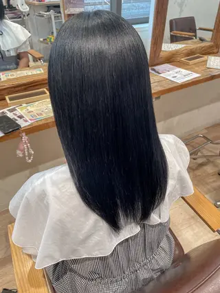 セミロング カラー cut/nail ▫️イチカ🌻のネイルデザイン