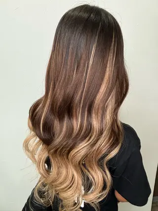 ミディアム エクステ＊美髪サロン KR2S河内長野店長のヘアスタイル