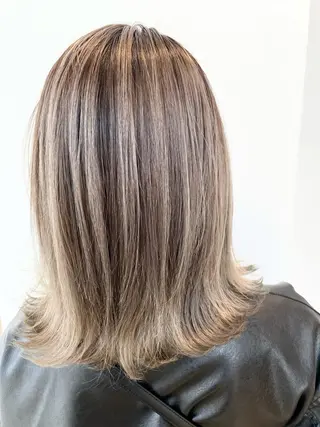 ショート カラー 美髪形成！色素改善！ 秋田　和輝のヘアスタイル