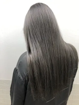 カラー ダブルスキルエクステ /羽エクステ白石宇由のヘアスタイル