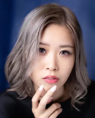 セミロング カラー 松尾 泰伸のヘアスタイル