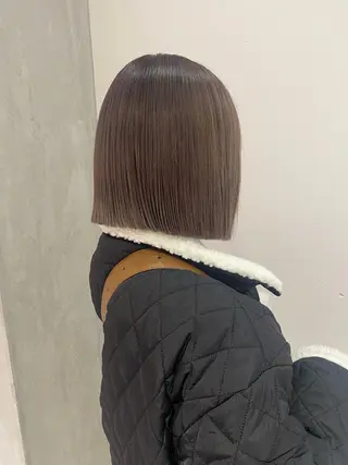 ミディアム いとう ほのかのヘアスタイル