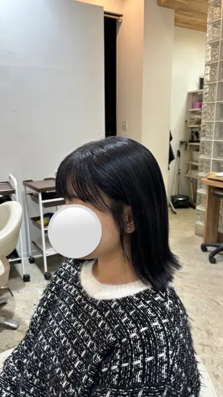 ミディアム カラー 佐藤 優里のヘアスタイル