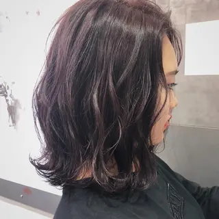 ショート カラー 切りっぱなしボブ／ 暖色カラー／なつみのヘアスタイル