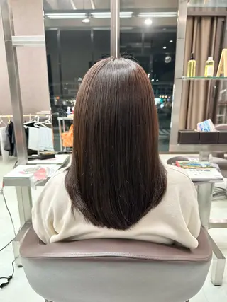 ミディアム カラー 新井優馬｜縮毛矯正/ 地毛風ストレートのヘアスタイル