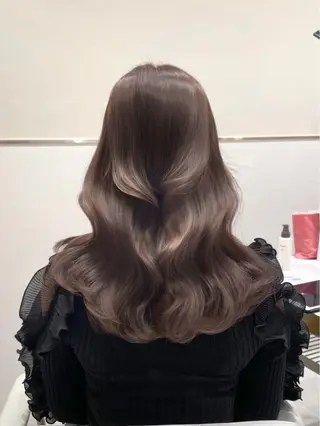 ロング カラー ヘアアレンジ 🤎小顔レイヤー /ベージュ🤎友香のヘアスタイル