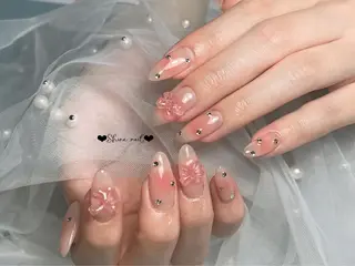 ネイル 〜Shine Nail〜【サイナネイル】パラジェル／ 長さだし／持ち込み／ワンホン／フィルイン所属・shine 🎀 長さだし&デザインのネイルデザイン