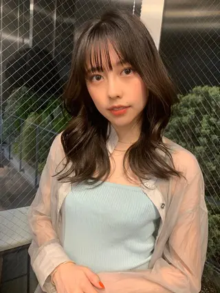 ミディアム 須田 ゆかりのヘアスタイル