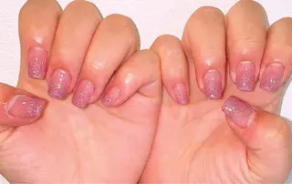 ネイル VIERU 🌈🎀💖のネイルデザイン