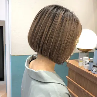 ショート カラー Lond labのヘアスタイル