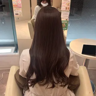 カラー レナークアリア 武田明花音のヘアスタイル