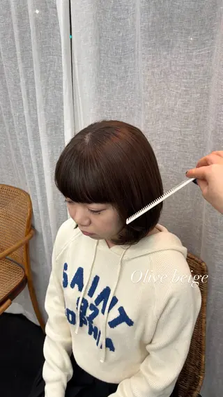 ショート カラー 【ヤマザキアヤメ】 艶カラー/縮毛矯正のヘアスタイル