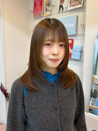 セミロング 安井 美咲希のヘアスタイル
