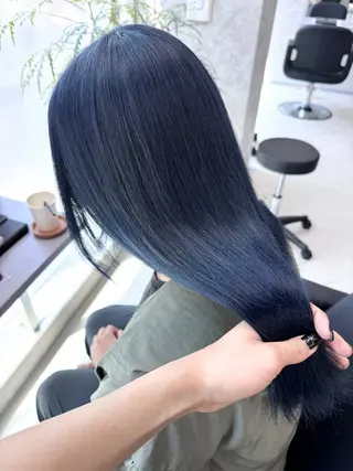 ロング 韓国風カラー🤎 𝒄𝒉𝒊𝒌𝒂のヘアスタイル