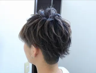 ミディアム カラー メンズ soins de MaLilyのヘアスタイル